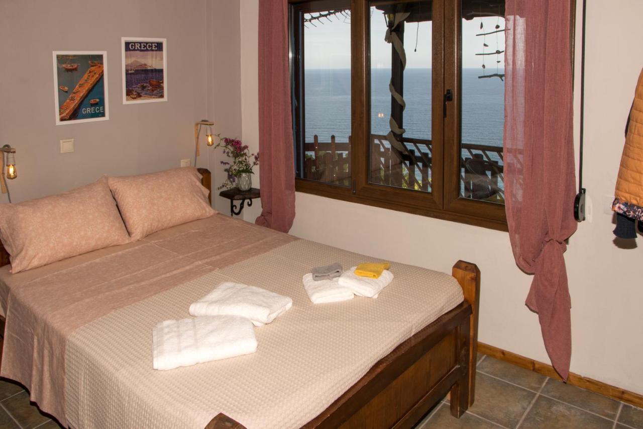 Balcony On The Rocks Villa Agioi Saranta Exterior foto